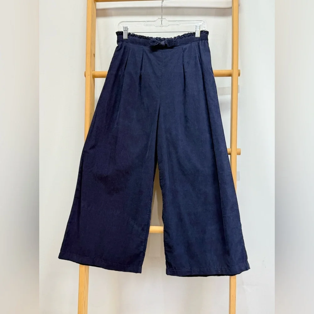 NORDSTROM Navy corduroy Youth wide leg crop Pants size 14/16(adult S)